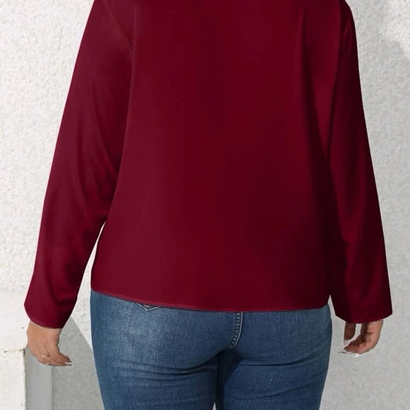 BURGUNDY MIX MEDIA TIGHT KNIT BLOUSE